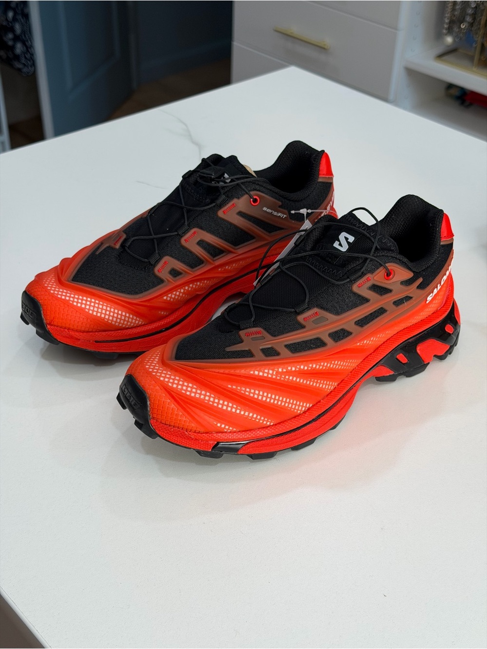 Brand new Salomon XT EVO Black/Fiery Red/White